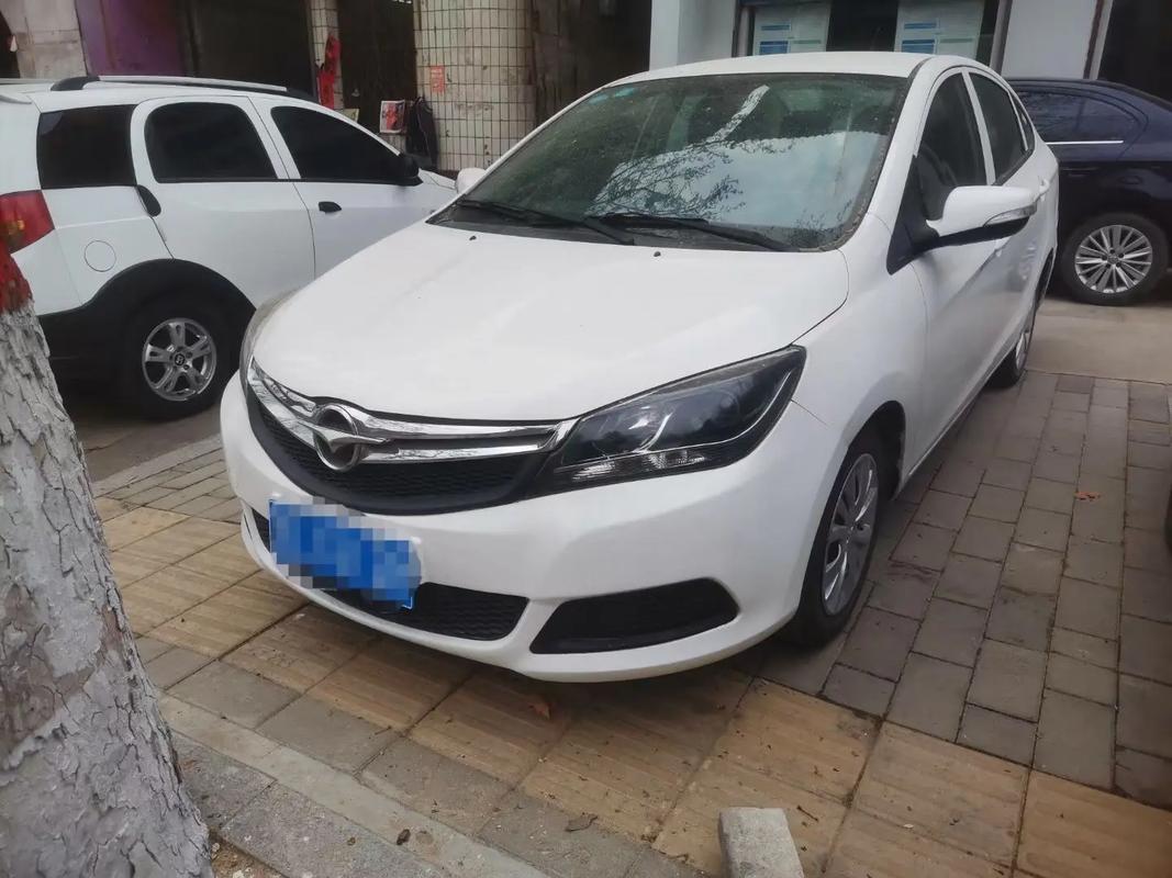 【海马3多少钱新车报价,海马3汽车价格及图片大全】