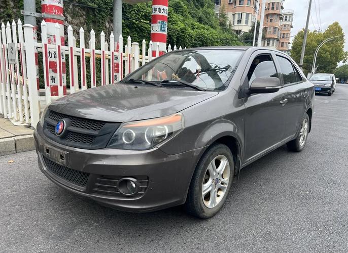 【吉利英伦两厢车,吉利英伦两厢车图片】