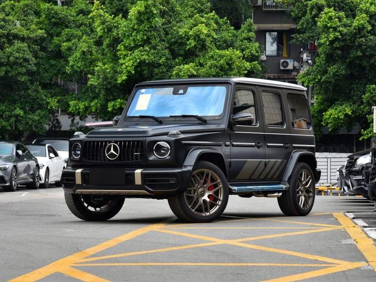 【奔驰6乘6多少钱一台,奔驰6x6多少钱一辆2019】