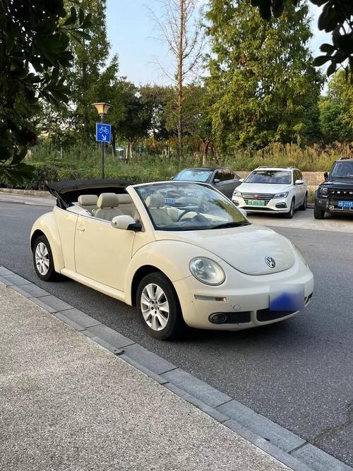 甲壳虫敞篷汽车图片(甲壳虫敞篷新车报价)