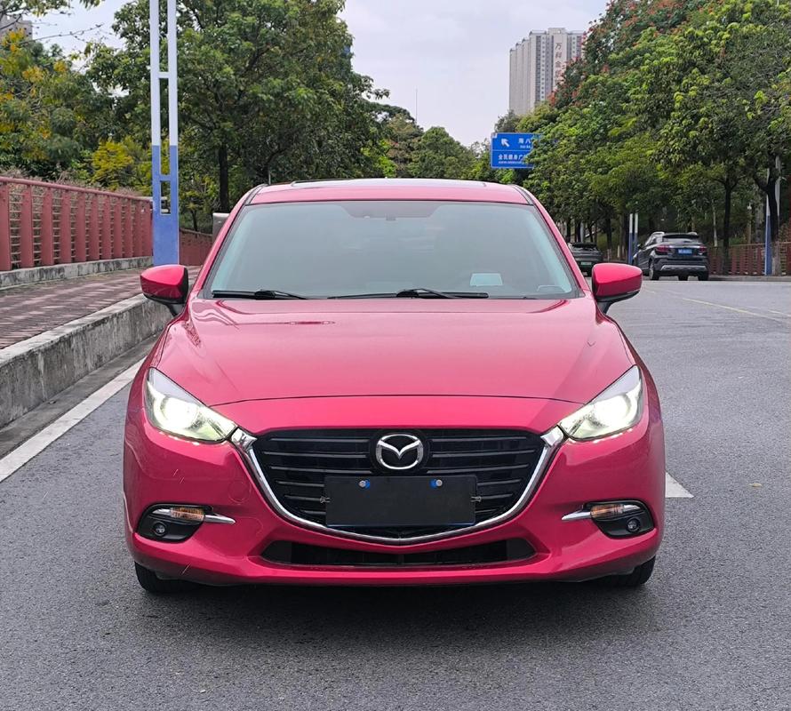 昂克赛拉两厢 昂克赛拉两厢停产了吗