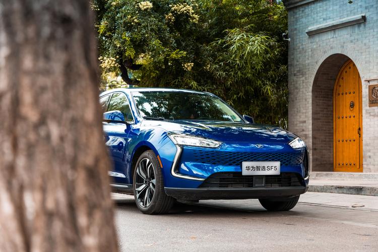 sf5赛力斯,sf5赛力斯有智驾吗