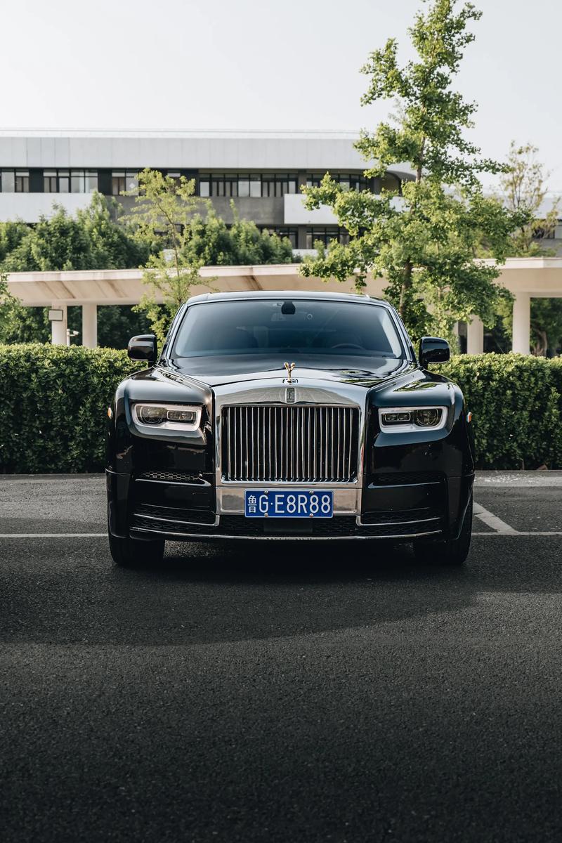 劳斯莱斯幻影4000万/劳斯莱斯 幻影 1888万