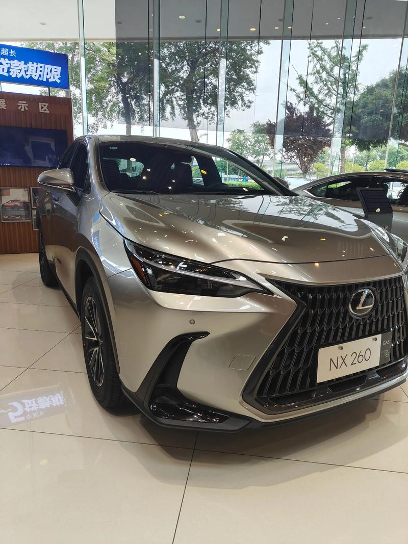 【雷克萨斯sc300,雷克萨斯nx260创驰版加几号汽油】