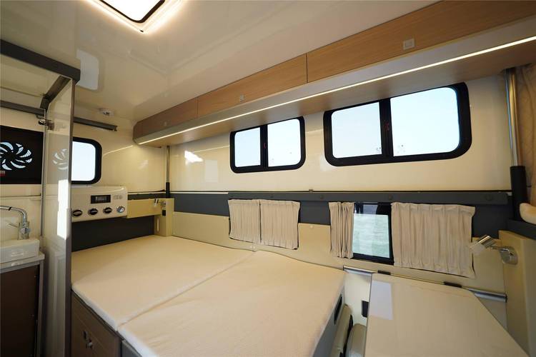 【175万房车房车内部图片,17座房车】