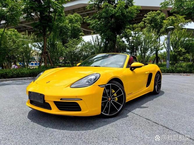 保时捷718敞篷多少钱(保时捷718敞篷多少钱落地)