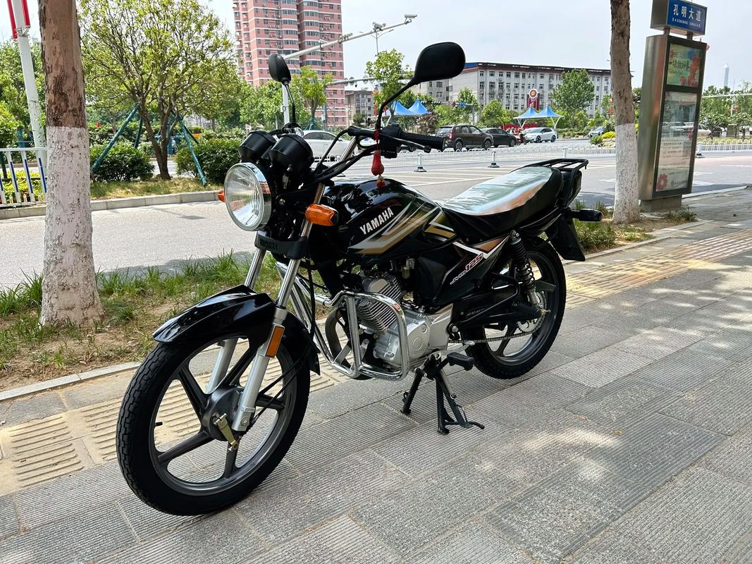 【雅马哈摩托车125型,雅马哈1258摩托车】