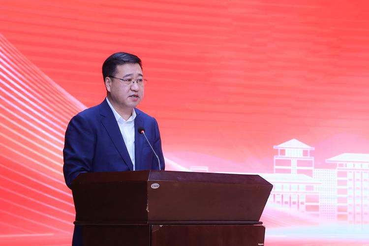 吉林大学研究生院(吉林大学研究生院王飞)