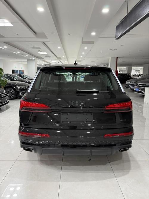 【奥迪q745tfsi多少钱,奥迪q7多少钱】