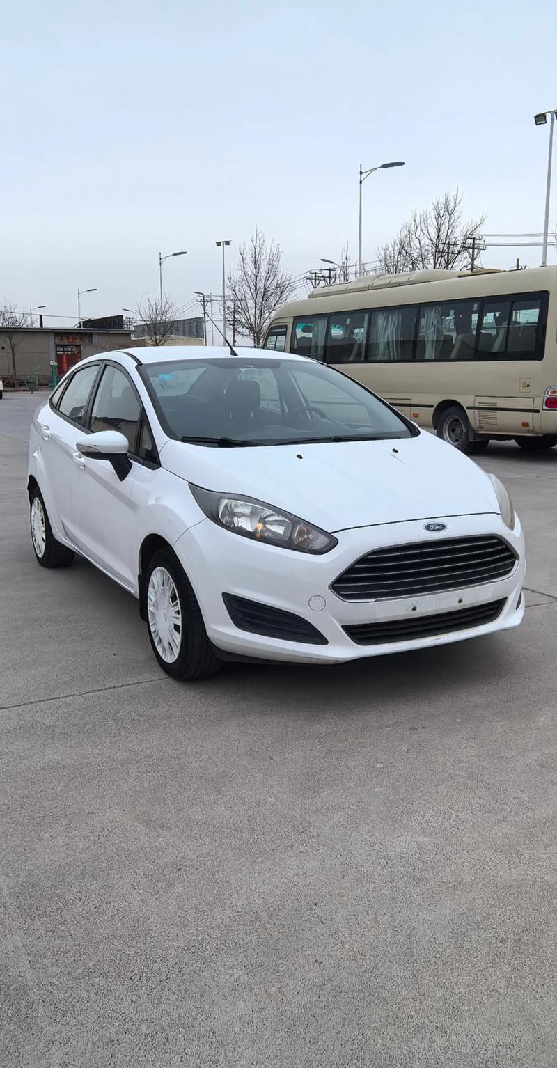 起亚嘉年华/起亚嘉年华价格