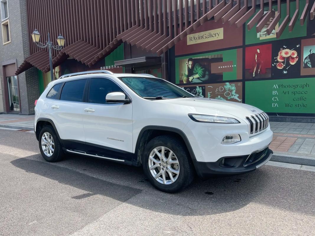 【jeep车哪款车卖得最好,jeep销量最好的哪款】