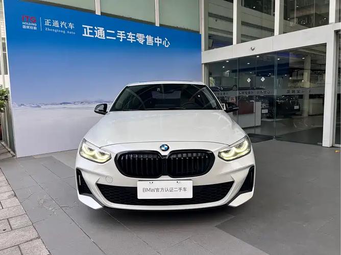 【宝马1系价格及图片2022款,宝马汽车1系报价和图片】