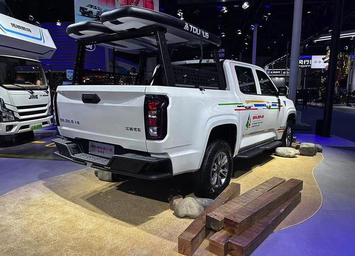 【2024款江铃大道山地版,江铃42宽体】