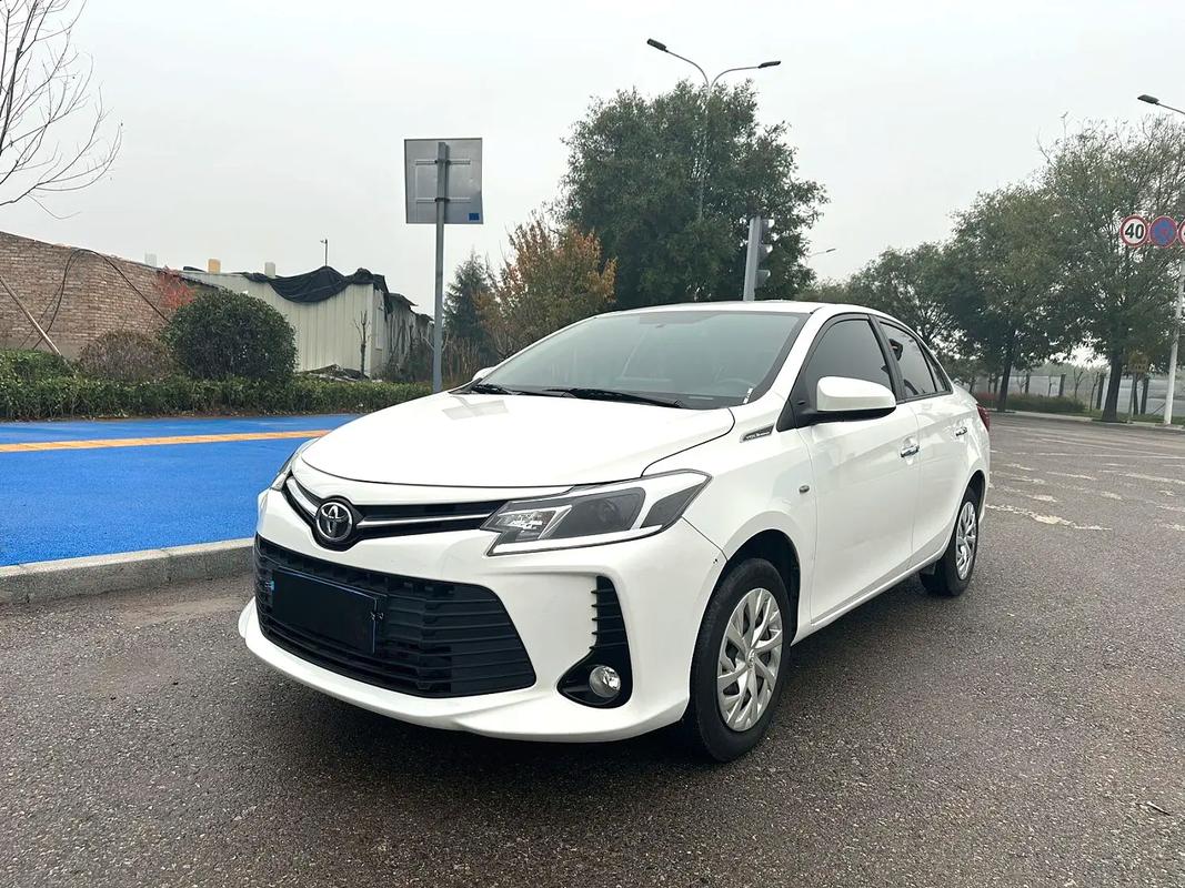 丰田威驰2022款报价及图片内饰/丰田威驰2020款新车报价及图片