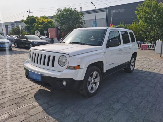 jeep自由客二手(jeep自由客二手价格)
