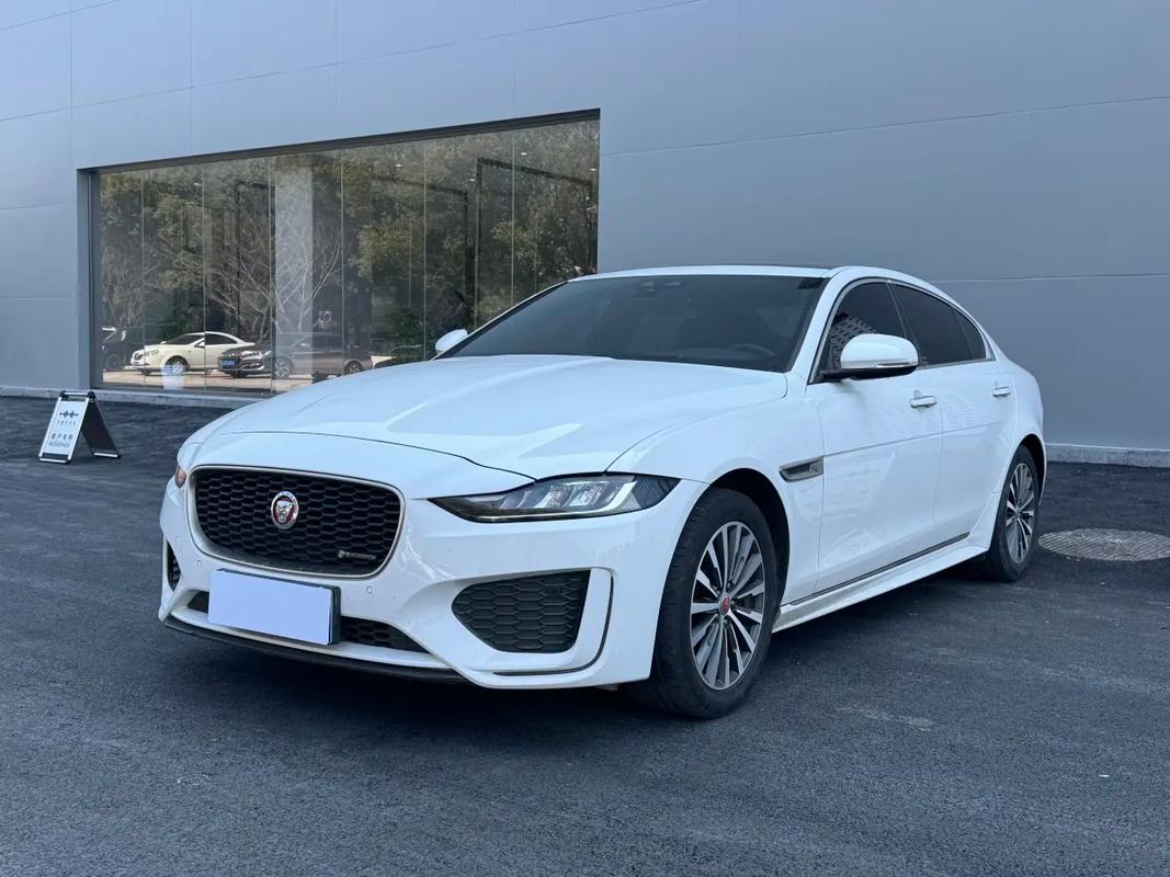 捷豹车价格多少(捷豹车售价多少钱)